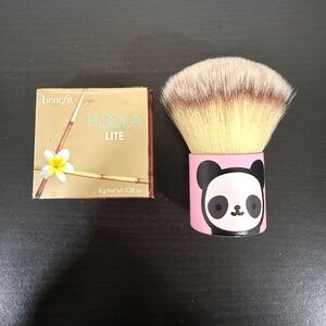 Benefit Cosmetics Hoola Powder Bronzer Lite, Full size with kabuki brush